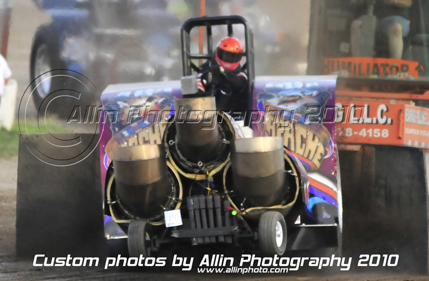 Eldora Speedway 2010 T0330